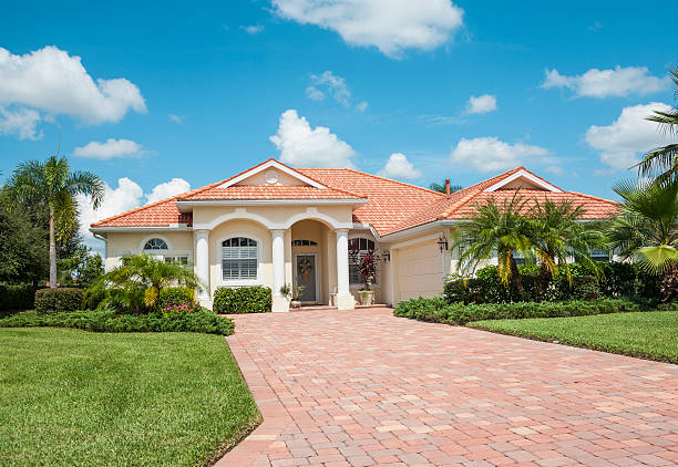 Best Interlocking Driveway Pavers  in Lake Delton, WI